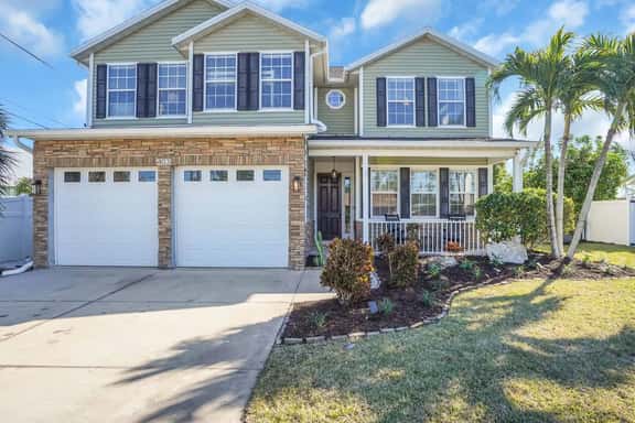 Modern Home, 3K Sqft, 5BR/10Beds/Sleeps18, Spa, AMI Beaches - Image 1