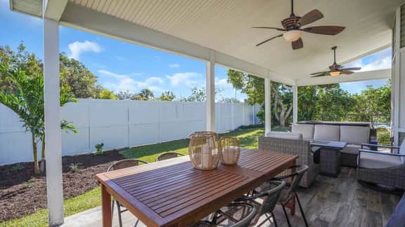 Modern Home, 3K Sqft, 5BR/10Beds/Sleeps18, Spa, AMI Beaches